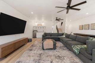 Splash and Swing townhouse - 2
