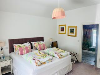 Lavally House - 6