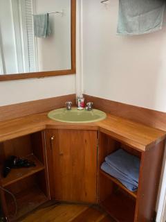 Waitomo Farmstay Cottage 1 - Kauri Cottage - 7