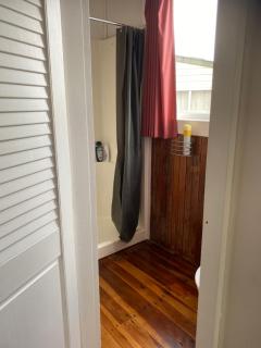 Waitomo Farmstay Cottage 1 - Kauri Cottage - 8