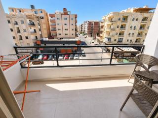 Modern Studio at Tiba Golden FREE Zahabia Beach - 5