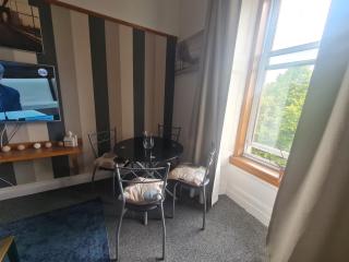 Trendy Apartment close to City Centre, West End, Hydro, Glasgow University, Scotstoun Stadium - 3