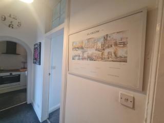 Trendy Apartment close to City Centre, West End, Hydro, Glasgow University, Scotstoun Stadium - 2