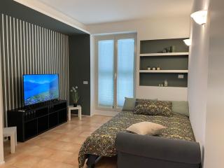 New Cornizzolo view - terrace, air conditioning & parking - 3