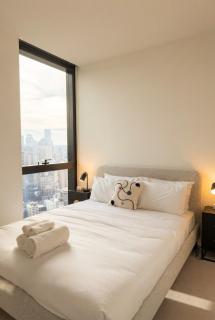 Modern Southbank Apartment - 7