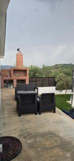 Villa Aleksander Family House with Pool & BBQ - 6
