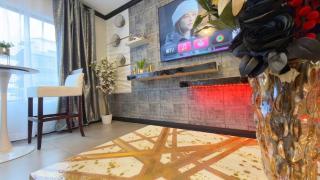 Chrome Edge Smart Apartment - 6