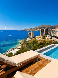 Helia Hotel Suites & Penthouses at Santa Bay - 7