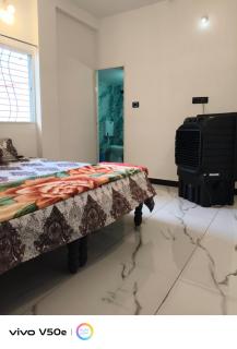 Datguru Guest house - 1
