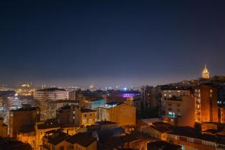 GuestPort No 4 Luxury Suite, Galata Tower View, Balcony, 2 Bathrooms - 5