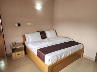 Zim Zam View Hotel - 5
