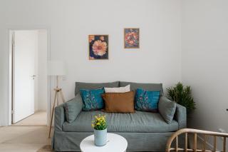 Fresh, Modern Living in a Beautiful Solna Area - 3
