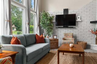 Fernan Retreat 3BR Minutes to Downtown & the Lake - 2