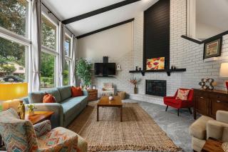 Fernan Retreat 3BR Minutes to Downtown & the Lake - 4