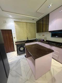 Xclusive Luxury Apt - 5