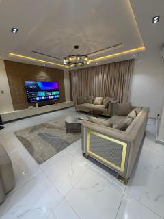 Xclusive Luxury Apt - 1