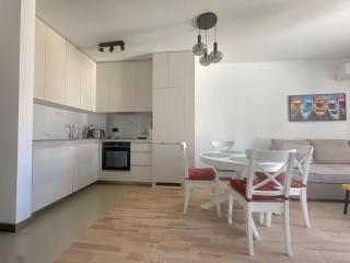 Summer Breeze Apartment Bar - 7