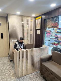 Hotel U V 2 mins from golden temple - 6