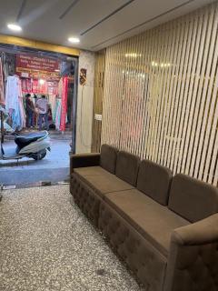 Hotel U V 2 mins from golden temple - 5