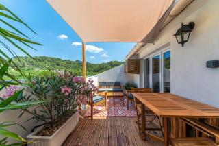 Le Colombier Jacuzzi et Terrasse Tropezienne - 9