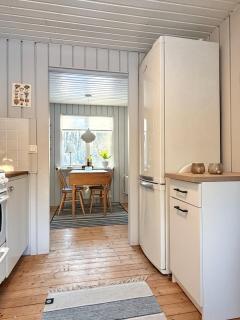 Wonderful cottage close to lakes - 2