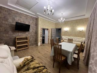 Femily Haven 5-Room Apartment - 6