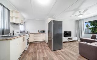 Coastal Convenience in Mudjimba, 1 Bed Apartment - 1