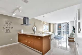 Brickell 1BR City Bay View sleeps 4 - 5