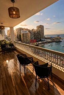 Seaview Condo in Gleem - 9