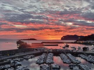 Sunrise views over the Port and Sea - 8