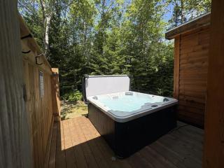 Lawrencetown Lodge - The Redwood Studio - 1
