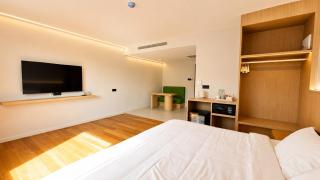 H&H Boutique Hotel - 0