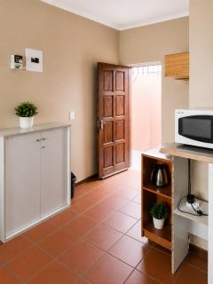 Cozy Studio flat Wifi Solo Traveler, UJ, Wits - 0