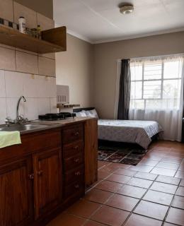 Cozy Studio flat Wifi Solo Traveler, UJ, Wits - 5