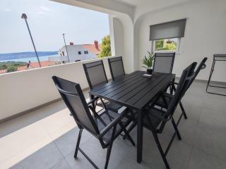 Apartma LARISSA - 2