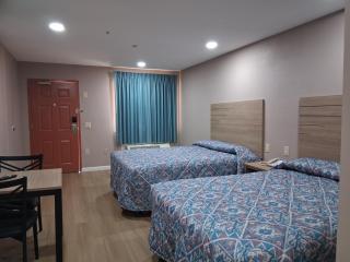 Town Inn - 6