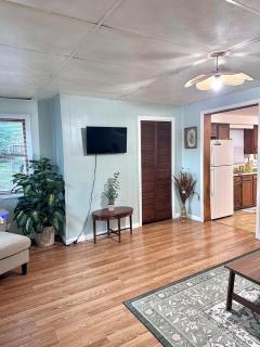 Walk to Downtown & IU - Charming 3 BR Cottage - 9