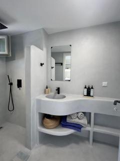 The Heyblue Suite A - 1