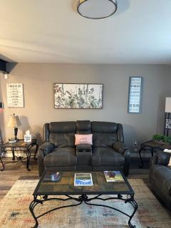 Spacious 3 BD Close To Everything! You’ll Love It! - 4