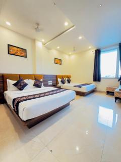 HOTEL VRINDA 966O9O1OO6 Old city Just 750mtr from City palace By SK - 7