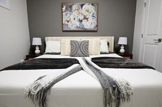 Beautiful Home With 4 King Beds,Airport,Disney+ - 4