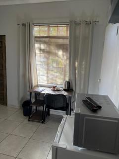 Pandora Guesthouse - 5