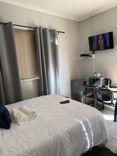 Pandora Guesthouse - 3