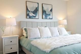 Stylish Home with AC 3 King Beds Garage Disney - 9