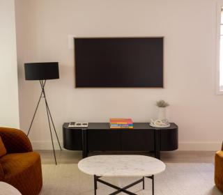 Stylish 3-Bedroom in the Heart of South Yarra - 7