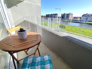 Brisas del Sol apartment - steps from the airport - 9