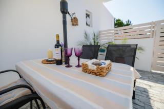 Figaro Traditional House - 3