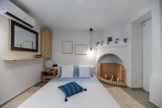 Figaro Traditional House - 5