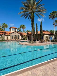 Top-Floor 3BR Family Resort Condo with Screened Balcony - 0