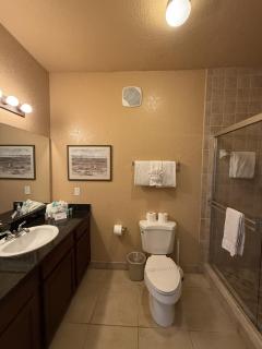 Ground-Floor 2BR Family Condo at Tuscana Mins to Disney - 5